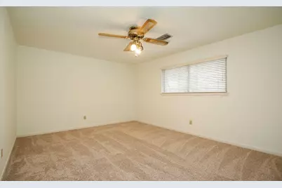 10302 Great Plains Lane, Houston, TX 77064 - Photo 34