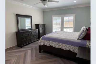 5525 Swan Drive, Galveston, TX 77551 - Photo 10