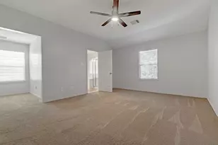 218 Blushwood Pl, The Woodlands, TX 77382 - Photo 12