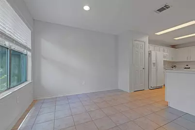 218 Blushwood Place, The Woodlands, TX 77382 - Photo 6