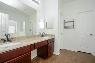 6527 Capridge Dr, Houston, TX 77048 - Photo 20