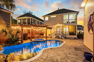 1412 W 24th St, Houston, TX 77008 - Photo 2