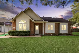 1945 Dorothy Ln, Sealy, TX 77474 - Photo 1