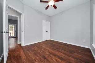 1945 Dorothy Ln, Sealy, TX 77474 - Photo 26