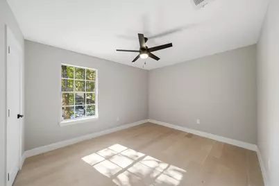 22 Cricket Hollow Place, Spring, TX 77381 - Photo 8