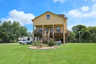 236 County Rd 406, Palacios, TX 77465 - Photo 1