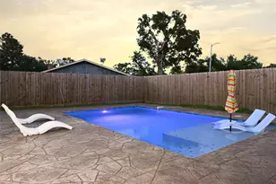 12115 Wood Forest Dr, Houston, TX 77013 - Photo 4