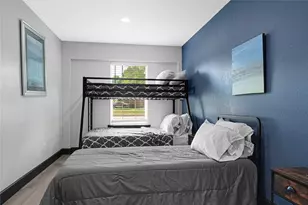 12115 Wood Forest Dr, Houston, TX 77013 - Photo 36