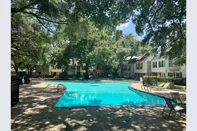 829 Wax Myrtle Lane, Houston, TX 77079 - Photo 16