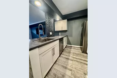 829 Wax Myrtle Lane, Houston, TX 77079 - Photo 4