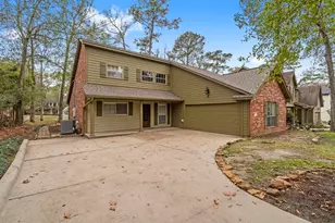 292 Apple Valley Dr, Conroe, TX 77304 - Photo 2