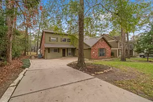 292 Apple Valley Dr, Conroe, TX 77304 - Photo 1