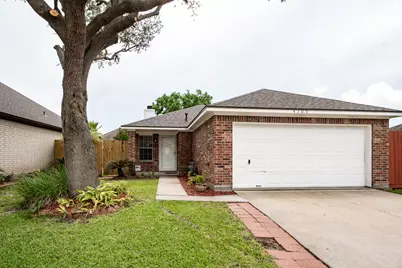 4705 Meadowood Drive, Baytown, TX 77521 - Photo 10