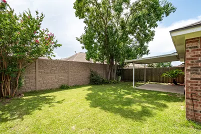 4705 Meadowood Drive, Baytown, TX 77521 - Photo 8