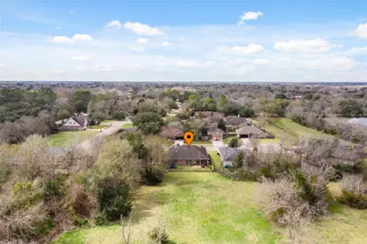 1995 Brentwood Drive, Alvin, TX 77511 - Photo 34