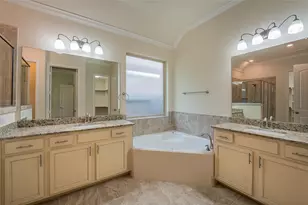 1019 Ginger Glade Ln, Pinehurst, TX 77362 - Photo 26