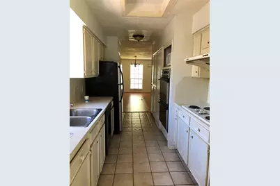 8807 Edgemoor Drive, Houston, TX 77036 - Photo 4