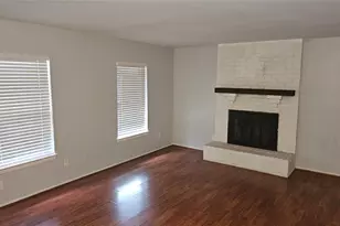 975 N Red Cedar Cir, The Woodlands, TX 77380 - Photo 4