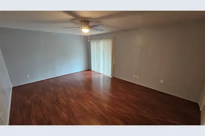 975 N Red Cedar Circle, The Woodlands, TX 77380 - Photo 6