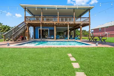 427 2nd Street, San Leon, TX 77539 - Photo 2