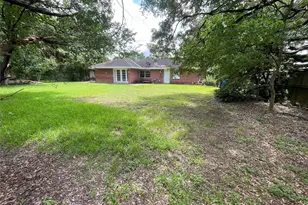 5042 Grape St, Houston, TX 77096 - Photo 18