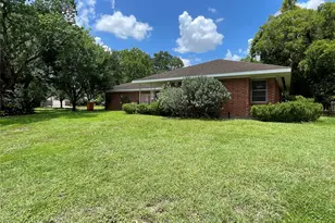 5042 Grape St, Houston, TX 77096 - Photo 22