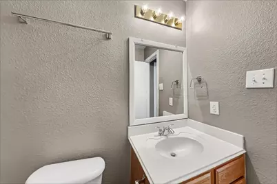 504 Leaf Cluster Court E, Conroe, TX 77301 - Photo 14