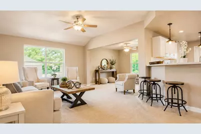 216 Sleepy Hollow Drive, Lake Jackson, TX 77566 - Photo 2