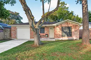 313 S Carroll St, La Porte, TX 77571 - Photo 1