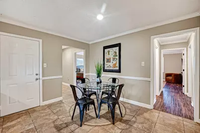 313 S Carroll Street, La Porte, TX 77571 - Photo 6