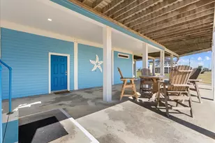 808 Pinata Dr, Crystal Beach, TX 77650 - Photo 40