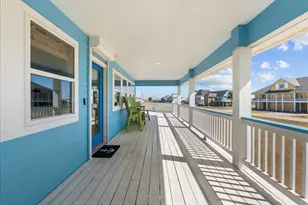 808 Pinata Dr, Crystal Beach, TX 77650 - Photo 34