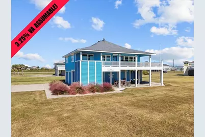 808 Pinata Drive, Crystal Beach, TX 77650 - Photo 2