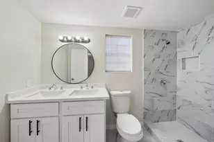 6829 Japonica St, Houston, TX 77087 - Photo 8