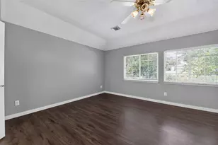 102 N Queenscliff Cir, Spring, TX 77382 - Photo 24