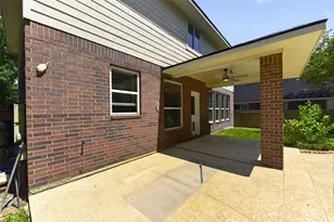 102 N Queenscliff Cir, Spring, TX 77382 - Photo 6
