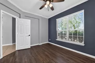 102 N Queenscliff Cir, Spring, TX 77382 - Photo 18
