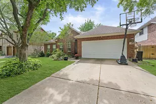 2214 Lashley Ct, Katy, TX 77450 - Photo 2
