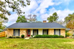 2011 Stebbins Dr, Houston, TX 77043 - Photo 4