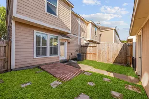 8018 Grow Ln, Houston, TX 77040 - Photo 22