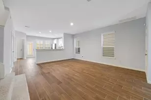 8018 Grow Ln, Houston, TX 77040 - Photo 4