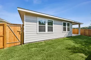 518 Monarch Trl, Huntsville, TX 77340 - Photo 20