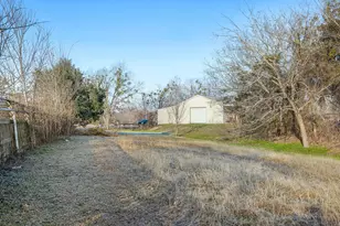 217 W Hl St, Navasota, TX 77868 - Photo 12