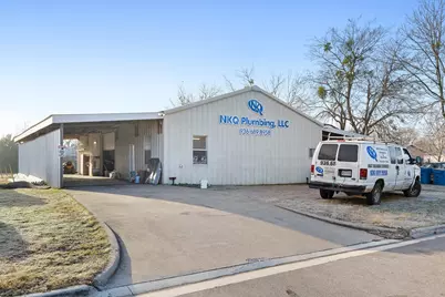 217 W Hill St, Navasota, TX 77868 - Photo 2