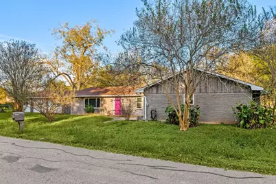 811 Strange Drive, Richmond, TX 77406 - Photo 4