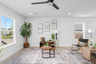 7422 McKinney St, Houston, TX 77011 - Photo 10