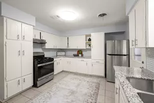 4326 Akard St, Houston, TX 77047 - Photo 16