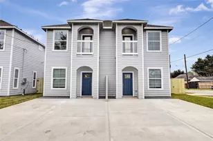 21 Latham St, Houston, TX 77011 - Photo 8