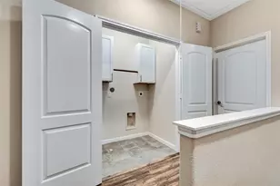 21 Latham St, Houston, TX 77011 - Photo 6