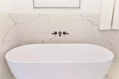 1018 W 15th 1/2 Street #B, Houston, TX 77008 - Photo 36